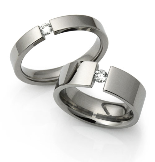 Swirl 3 Stone Tension Set Engagement Ring In White Gold | Fascinating  Diamonds